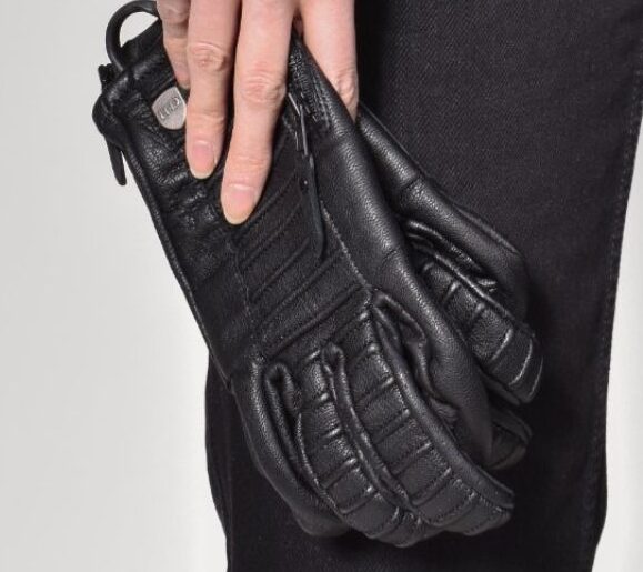 GUANTES