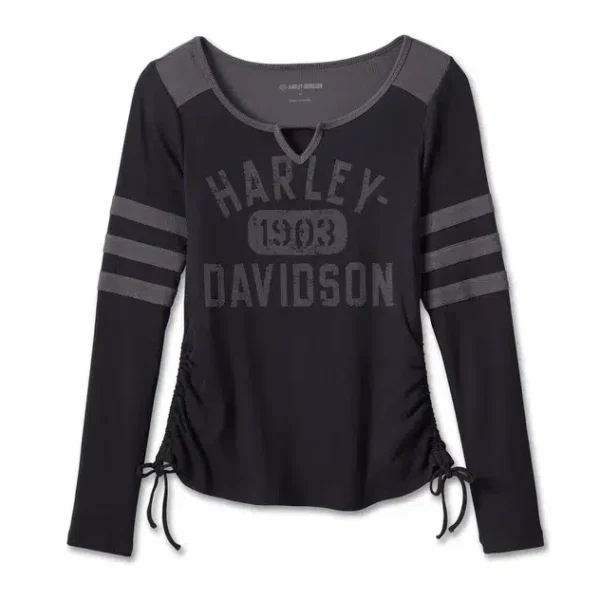 POLERA MANGA LARGA "RACE HER BLACK BEAUTY"