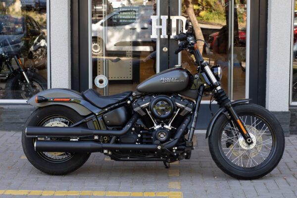 HARLEY-DAVIDSON STREET BOB 107