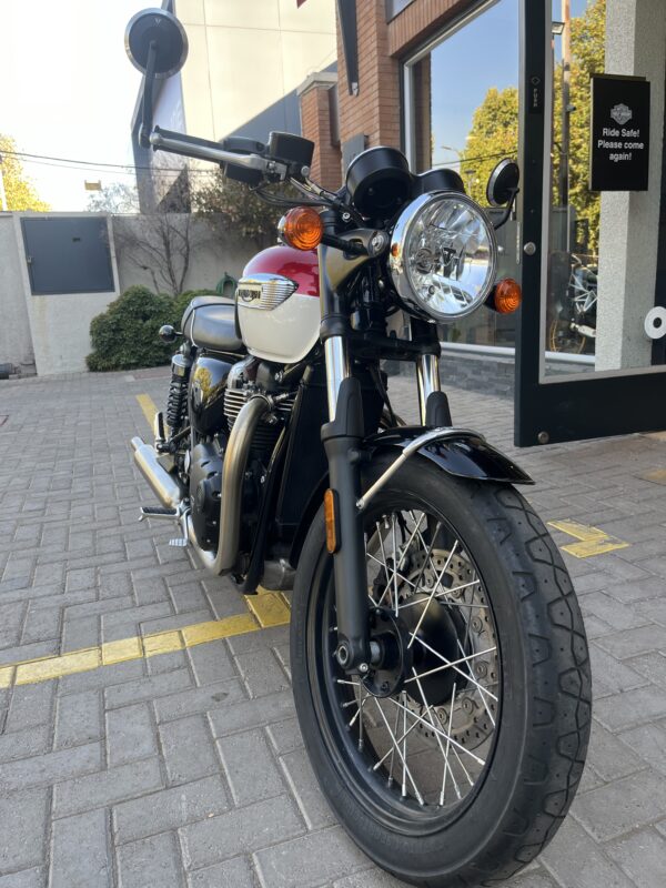 TRIUMPH BONNEVILLE T100 - Imagen 5