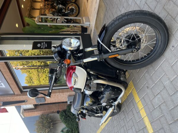 TRIUMPH BONNEVILLE T100 - Imagen 6